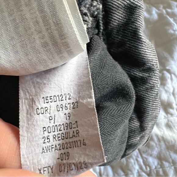 Abercrombie Ultra High Rise 90s Straight Jeans - Curve Love - Picture 9 of 10